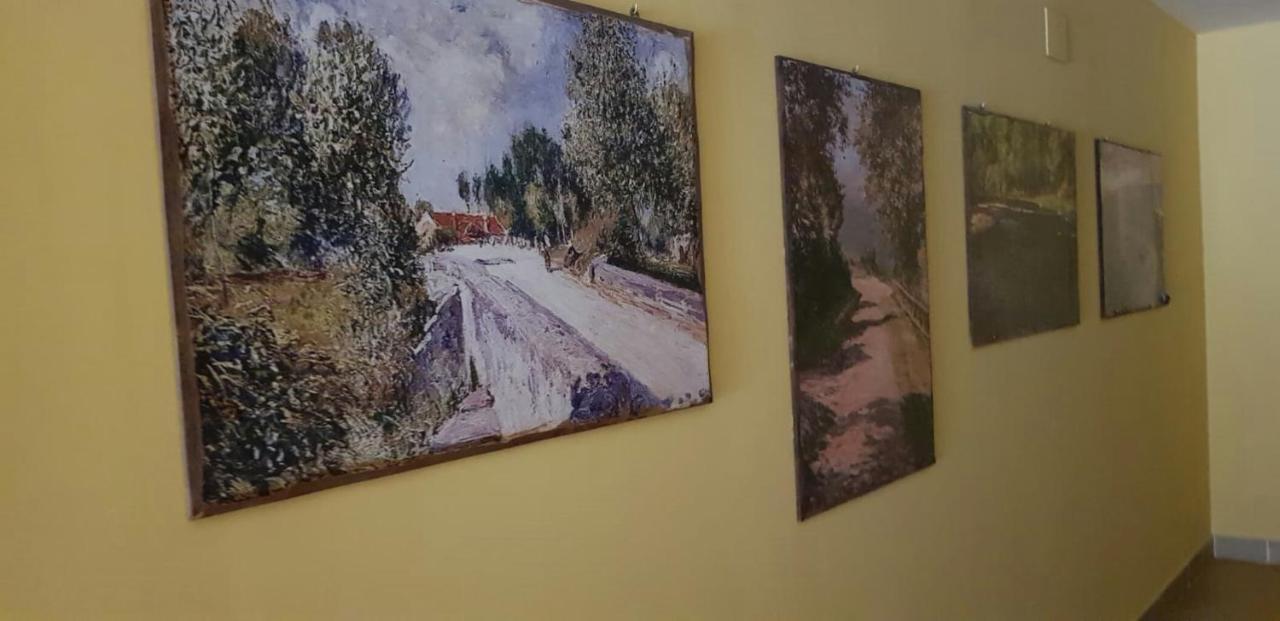 Leyla Hostel Braşov Exteriör bild