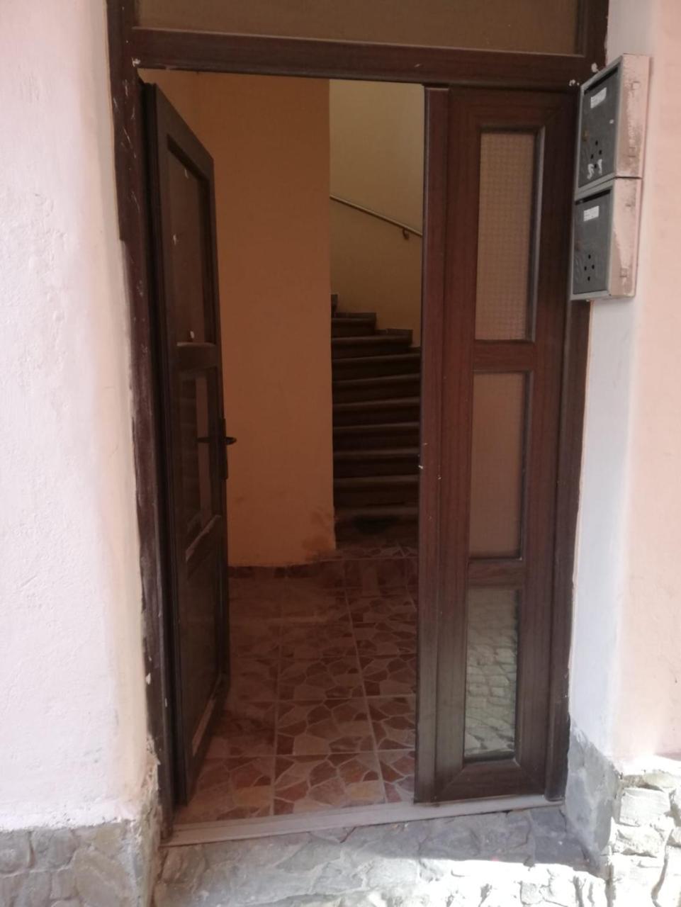 Leyla Hostel Braşov Exteriör bild