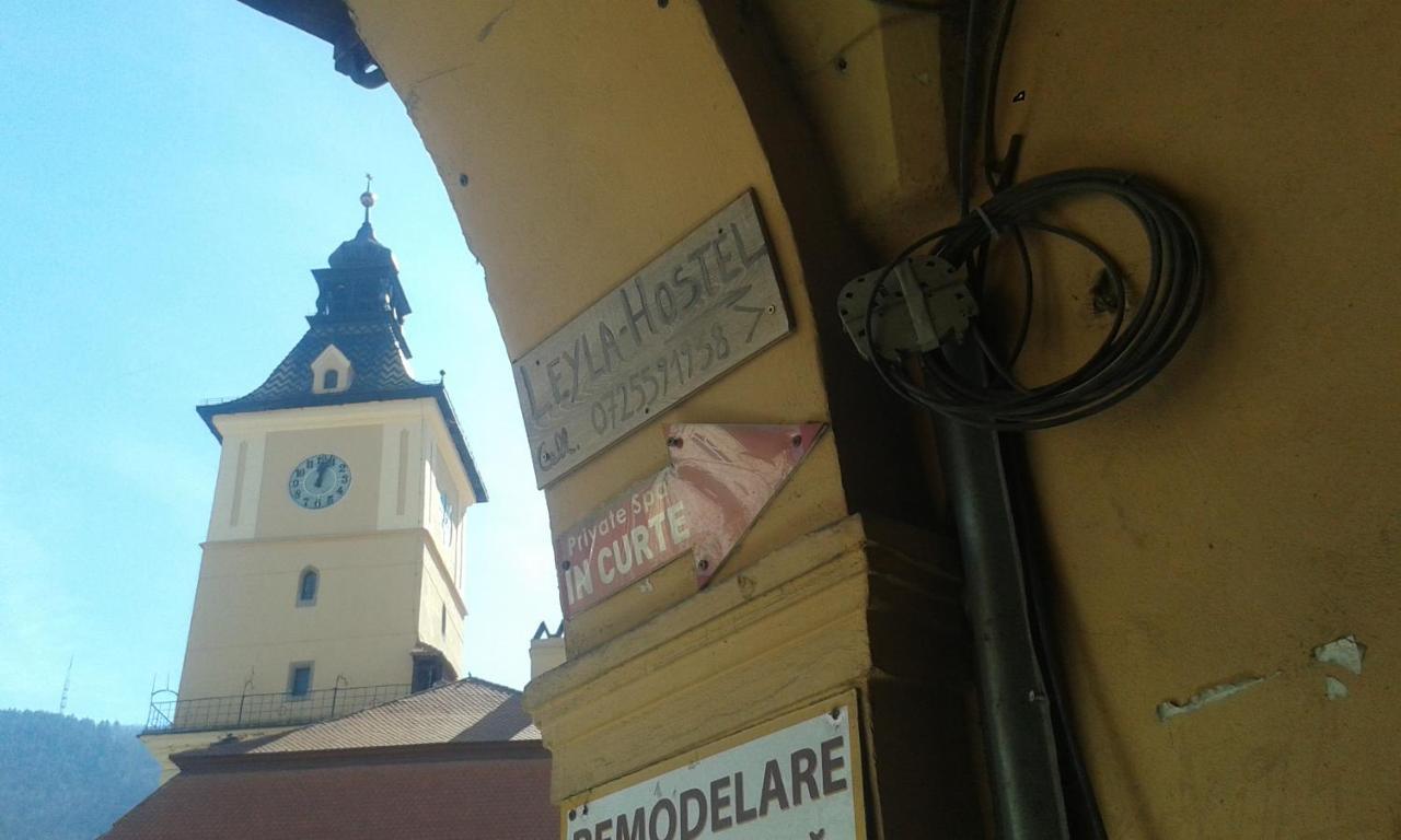 Leyla Hostel Braşov Exteriör bild